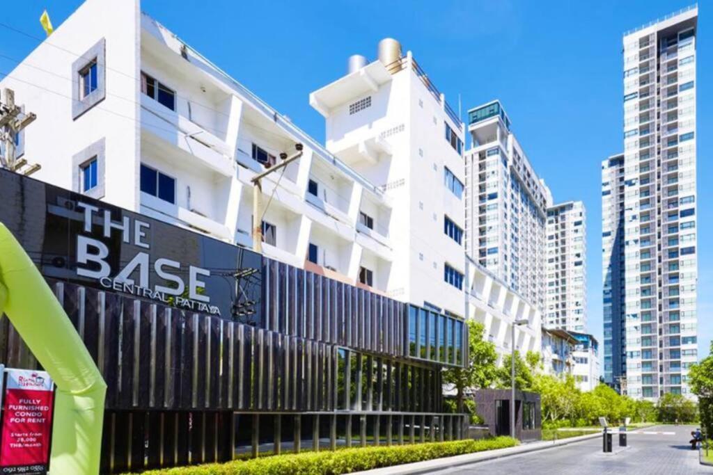 The Base Central Pattaya Quiet Room With Infinity Pool & Free Netflix エクステリア 写真